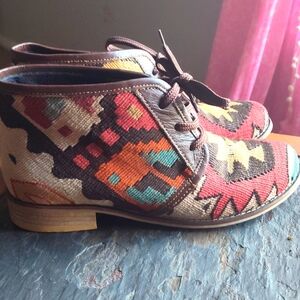 Kilim /leather boots